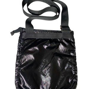 Lesportsac Everyday Crossbody Patent Bag 3 zip Liquid Shiny Black logo strap